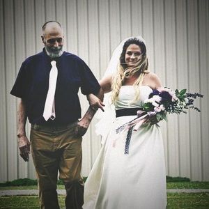 Meet your Posher, Devin